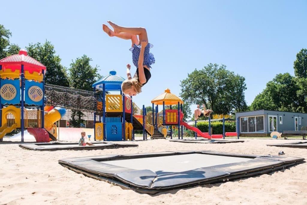 Camping De Pallegarste Chalet 119 Marienberg Ngoại thất bức ảnh